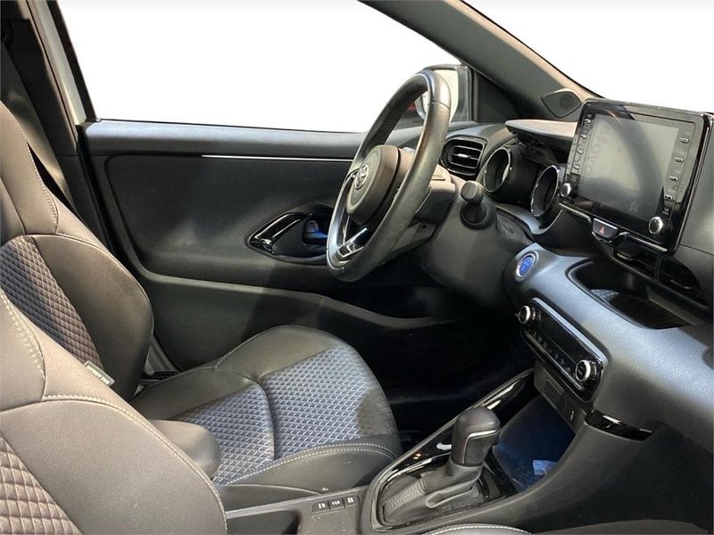 Toyota Yaris 1.5 Style 2024, foto 6