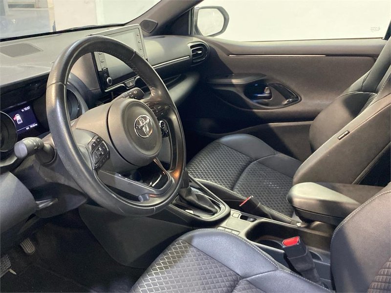 Toyota Yaris 1.5 Style 2024, foto 12