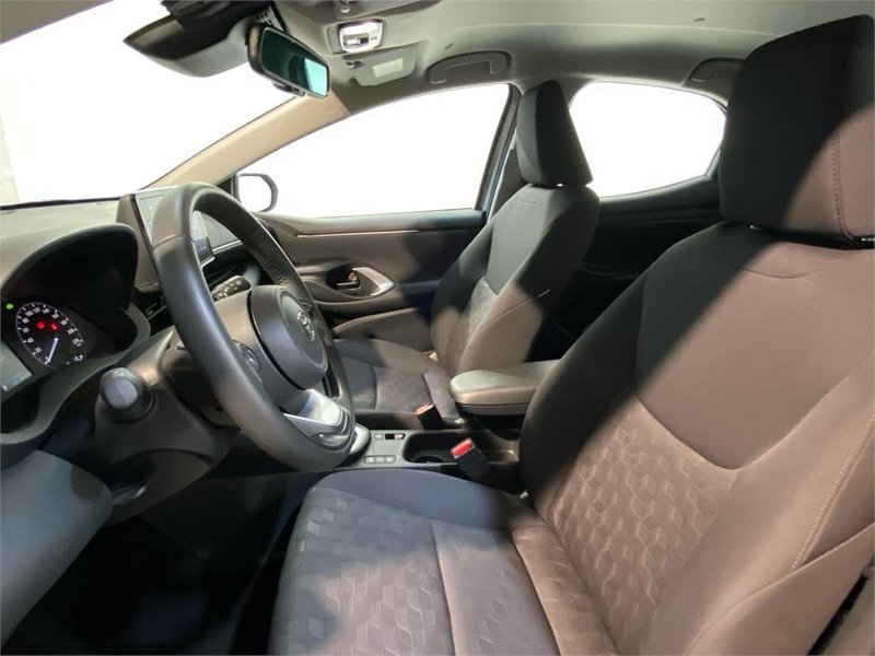 Toyota Yaris 1.5 Active Plus 2026, foto 12
