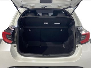 TOYOTA Yaris 120H 1.5 Style