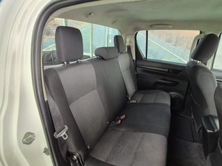TOYOTA HILUX 2.4 D-4D 150 CV 5 PLAZAS DOBLE CABINA