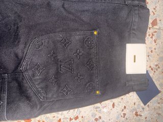 Pantalones Louis Vuitton Negros