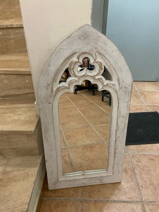 Espejo de madera estilo gótico