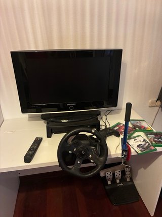 Xbox One + Volante Logitech + Pedales + freno mano