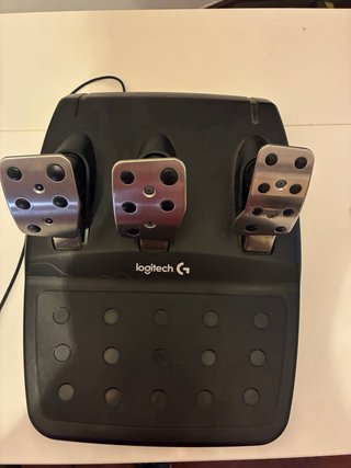 Xbox One + Volante Logitech + Pedales + freno mano