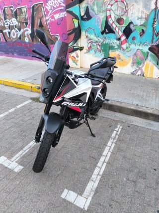 Rieju 125 Adventure Blanca 2025