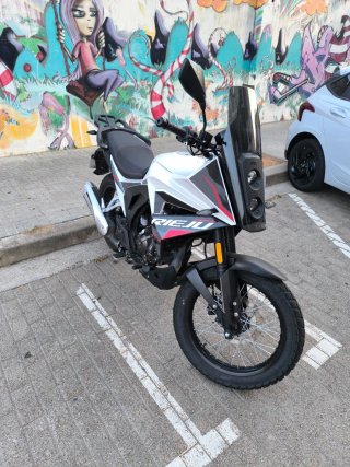 Rieju 125 Adventure Blanca 2025