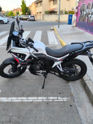 Rieju 125 Adventure Blanca 2025