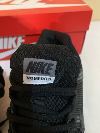 Nike Vomero 5 Triple Black