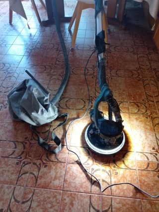 Lijadora de pared con aspiración