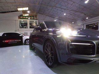 PORSCHE Cayenne Coupé GTS