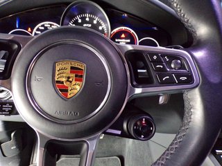 PORSCHE Cayenne Coupé GTS
