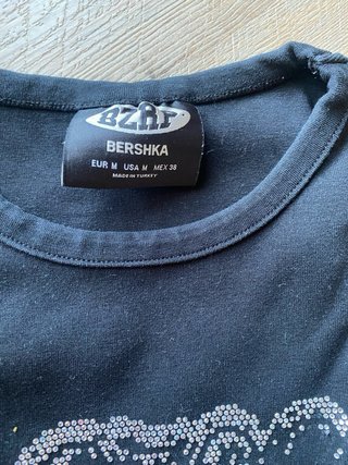 Canotta Bershka nera e shorts Zara bianchi M