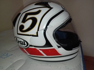 Casco Arai Colin Edwards V-Profile
