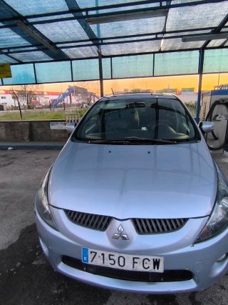 Mitsubishi Grandis 2007