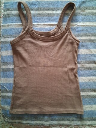 1 Stradivarius. 3 Camisetas sin estrenar Talla S