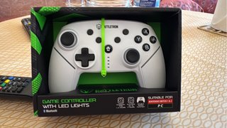 Mando Battletron LED Bluetooth PC Switch