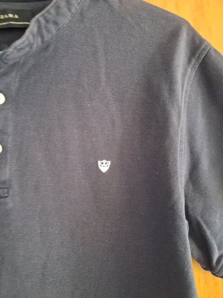 Polo manga corta Zara azul marino con cuello mao