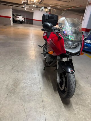 BMW F800S Roja y Negra
