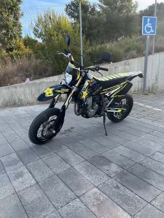 Suzuki DRZ400