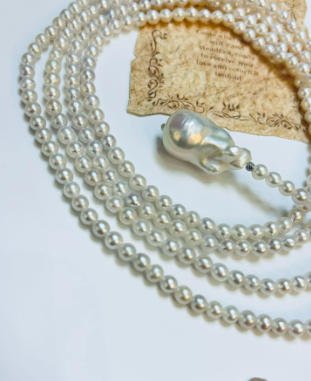 Collar jersey perlas barrocas brillo aurora
