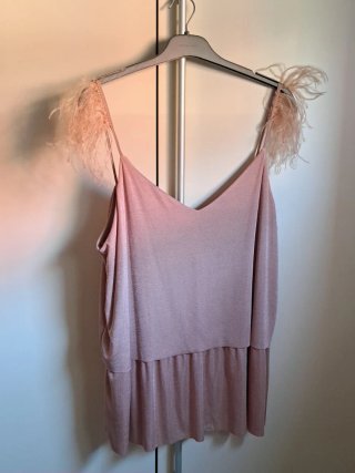 Top piume rosa