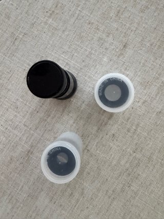Telescopio de juguete con trípode