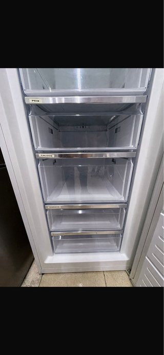 Congelatore Verticale Bosch A+++ 8 Cassetti