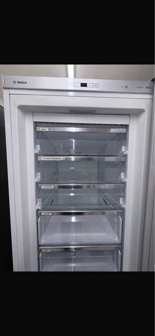 Congelatore Verticale Bosch A+++ 8 Cassetti