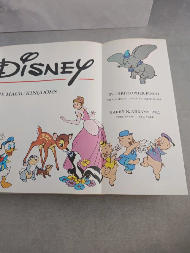 THE ART OF WALT DISNEY. CHRISTOPHER FINCH