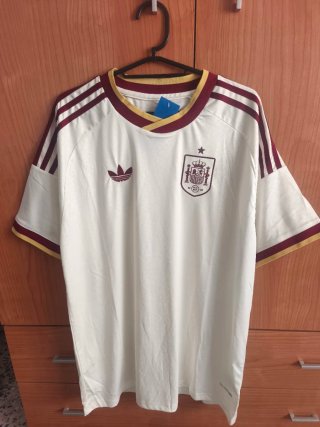Conjunto España Adidas Mundial 2026 TALLA M
