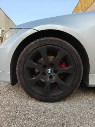 Llantas BMW 17 Pulgadas Neumáticos Nuevos!