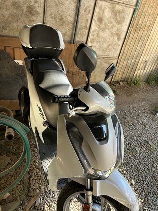 Honda SH 125i Scooter Blanca 43067 km.