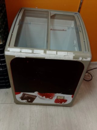 Congelador horizontal con tapa de cristal