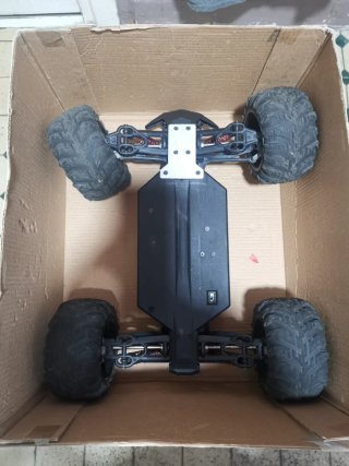 Coche RC 4x4 SPEED 2.4GHZ para piezas