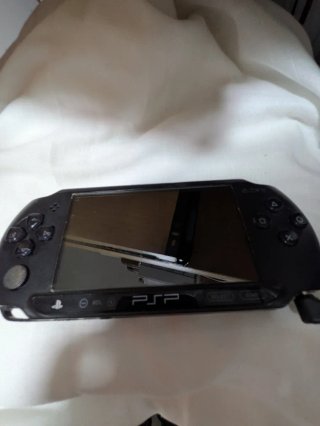 PSP Street Negra + Accesorios, batería nueva