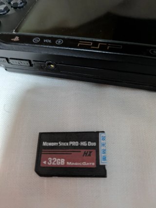 PSP Street Negra + Accesorios, batería nueva