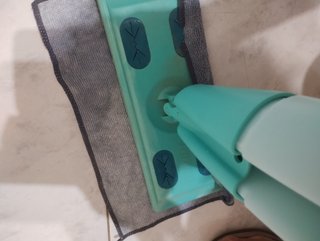 Lavapavimenti spray azzurro