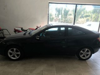 Mercedes-Benz Clase C 2004