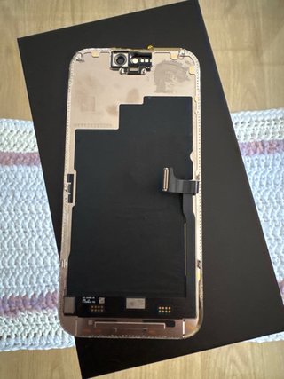 2 Pantallas iPhone 15 Pro original  y GX soft oled