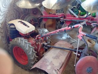 Pascuali con rotovator y discos