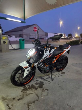 Ktm Duke 125 - Como Nueva