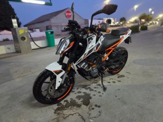 Ktm Duke 125 - Como Nueva