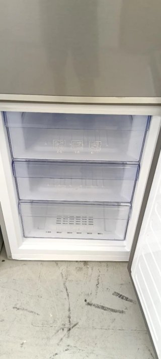NEVERA COMBI BEKO NO FROST ENERGÍA A+