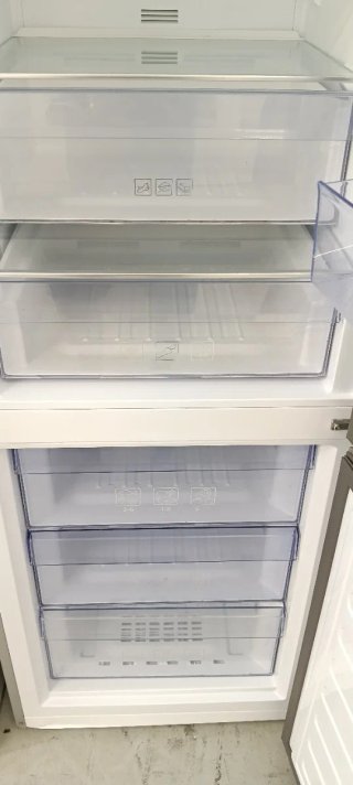 NEVERA COMBI BEKO NO FROST ENERGÍA A+