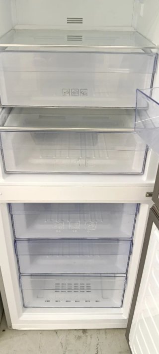 NEVERA COMBI BEKO NO FROST ENERGÍA A+