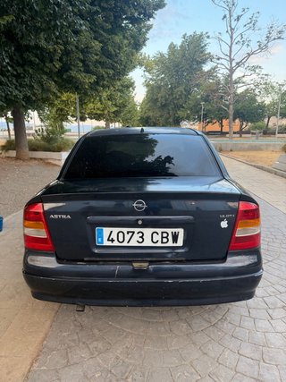 Opel Astra 2004