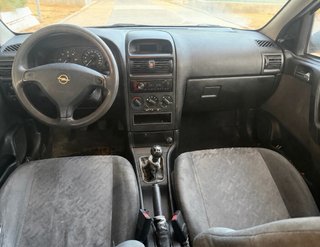 Opel Astra 2004