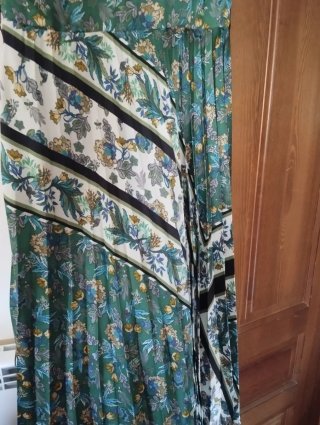 Vestido plisado estampado floral