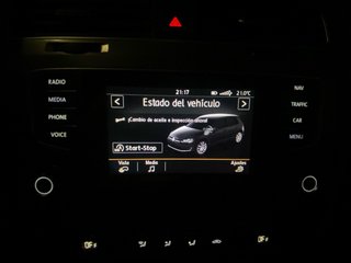 Volkswagen Golf VII 150CV DSG6